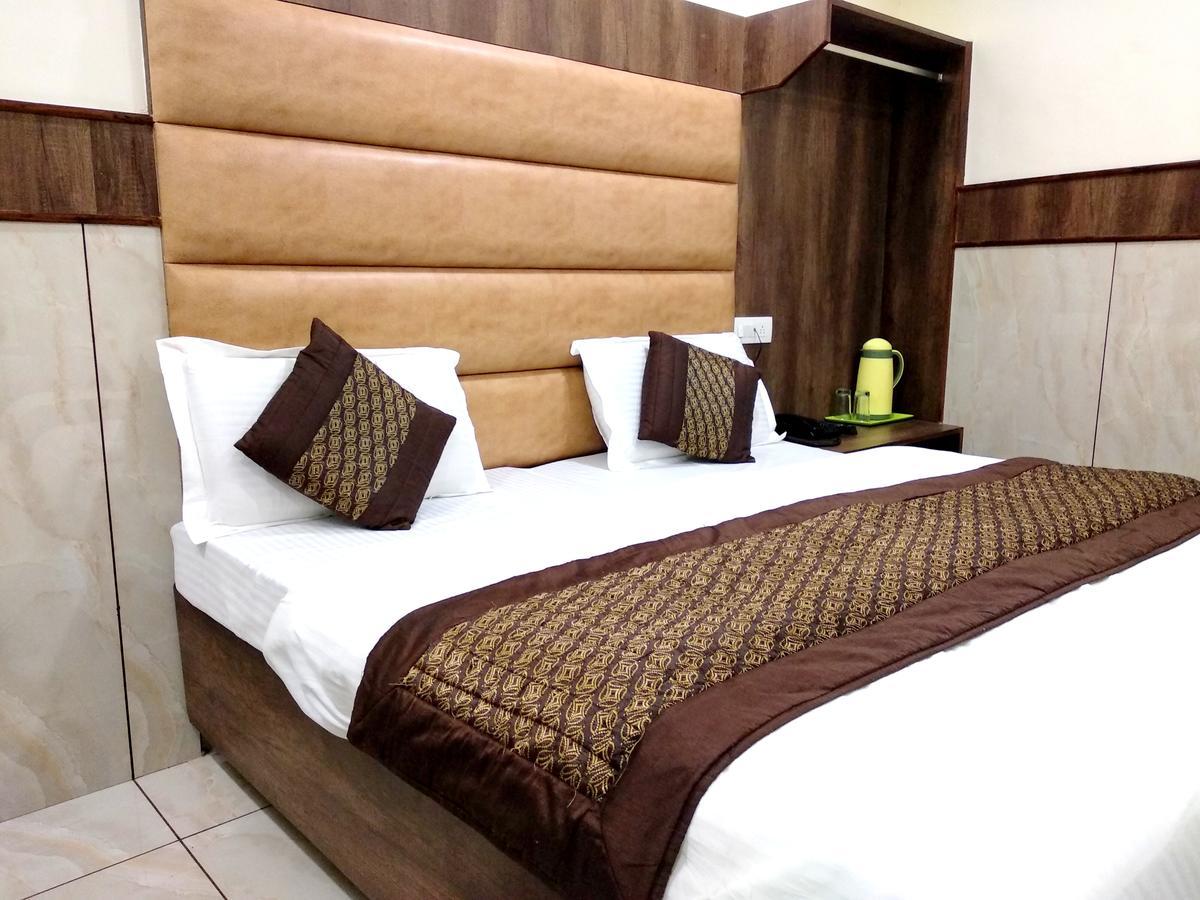 Hotel Raghunath Jammu Exterior photo
